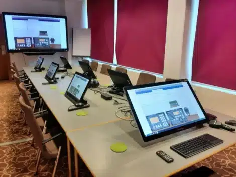 Ausbildungsort MYM - Mike's Yachting Maritimservice in Seminarraum in Düsseldorf Oberkassel